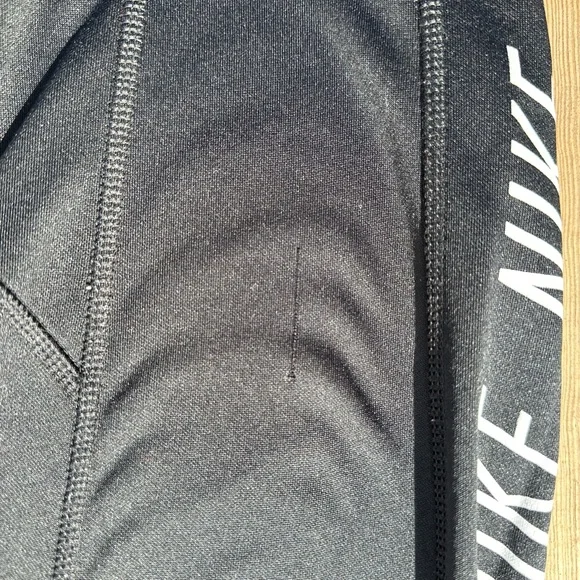 women’s small nike dri-fit black joggers with pockets - Picture 5 of 6